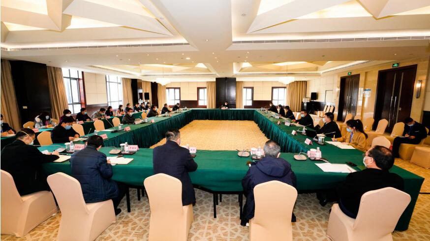 AG真人娱乐集团召开党委（扩大）聚会转达学习省委常委会精神