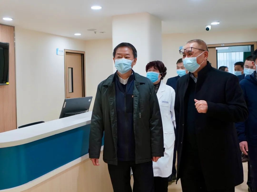 四川省AG真人娱乐集团党委书记、董事长任丁率队赴锦弘集团调研