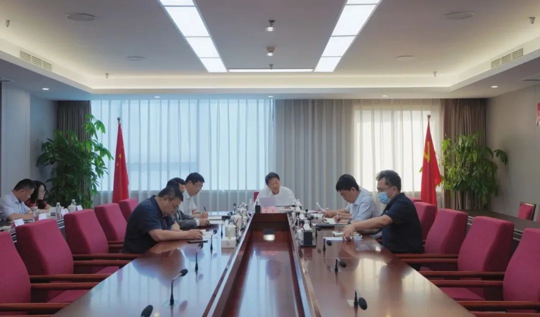 省AG真人娱乐集团党委召开学习贯彻习近平新时代中国特色社会主义头脑主题教育专题钻研暨党委理论学习中心组钻研会