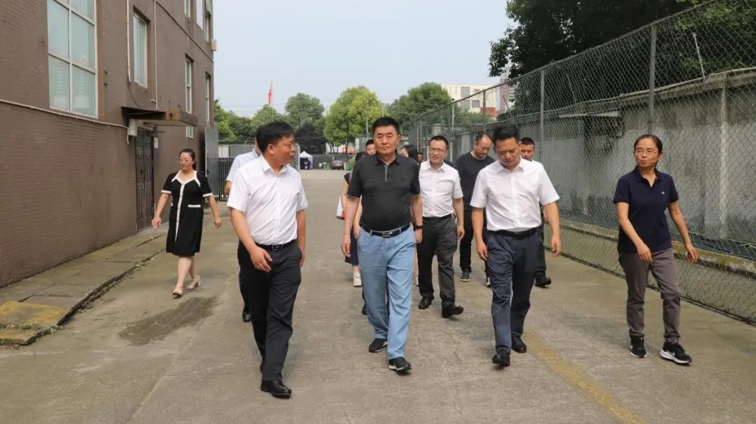 省AG真人娱乐集团向导带队调研锦弘集团文印中心保密命题阅卷印制基地