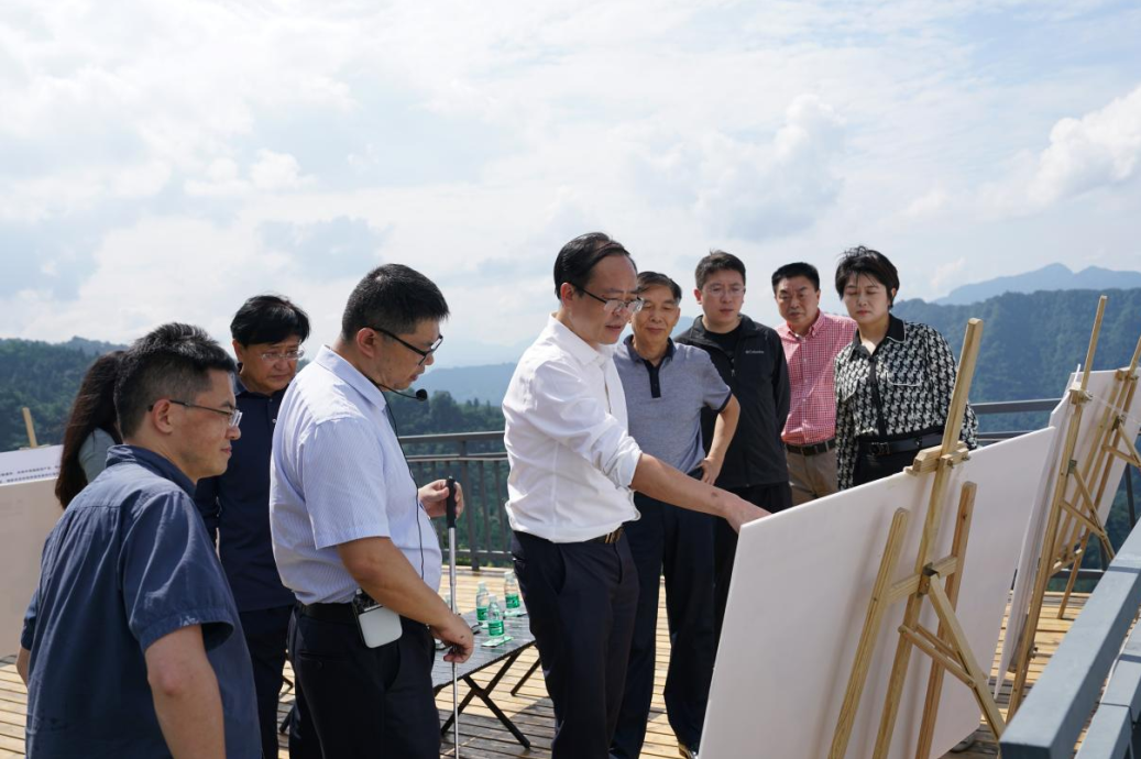 省AG真人娱乐集团外部董事调研峨眉山太阳谷文旅康养项目