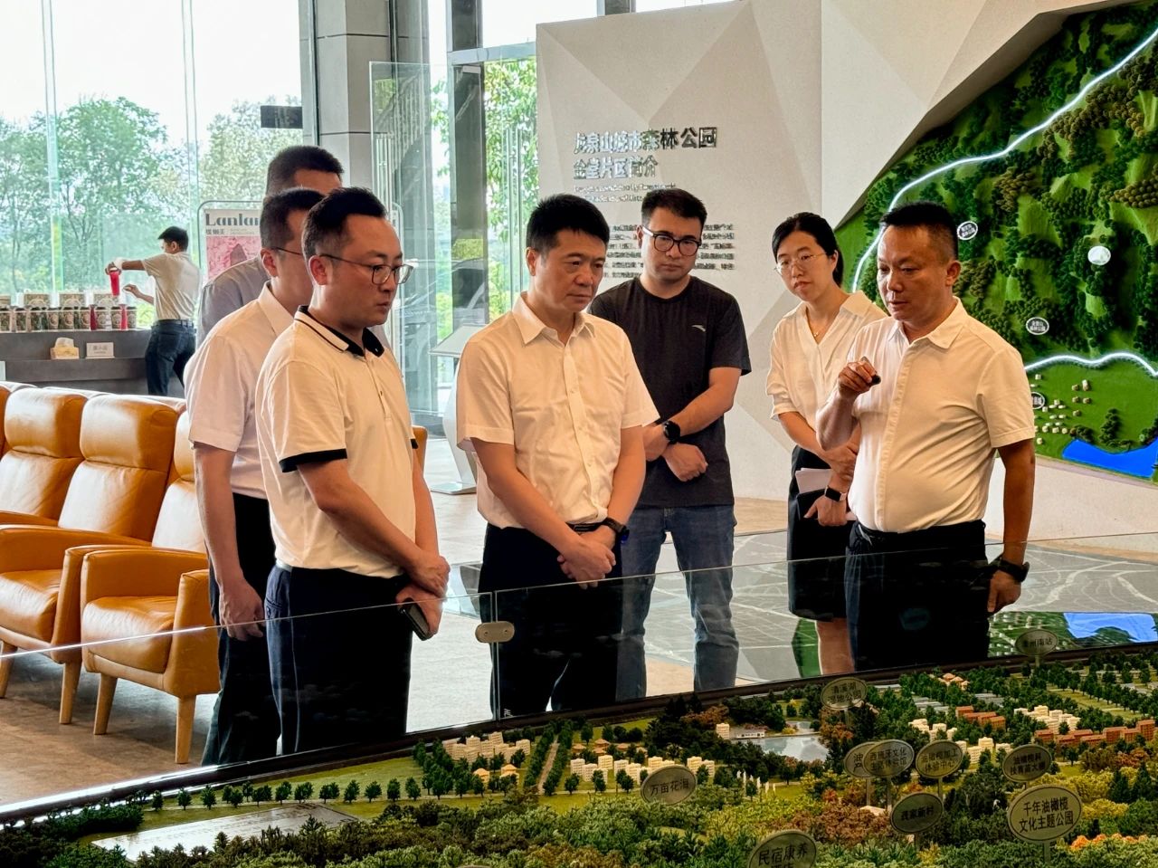 省AG真人娱乐集团党委书记、董事长游勇带队赴聚峰谷项目开展汛期清静生产检查并调研生产谋划情形