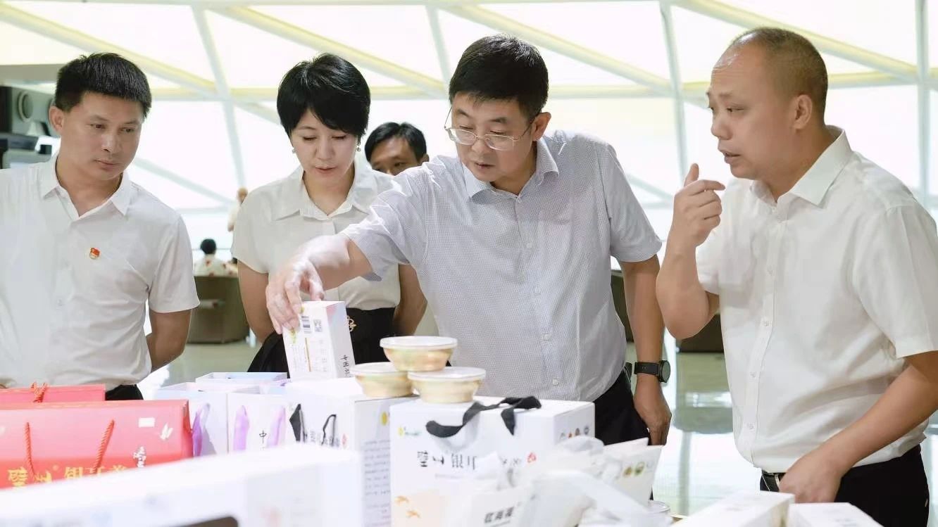 党建引领 县企共兴——省AG真人娱乐集团奋力打造托底性帮扶“通江实践”样板